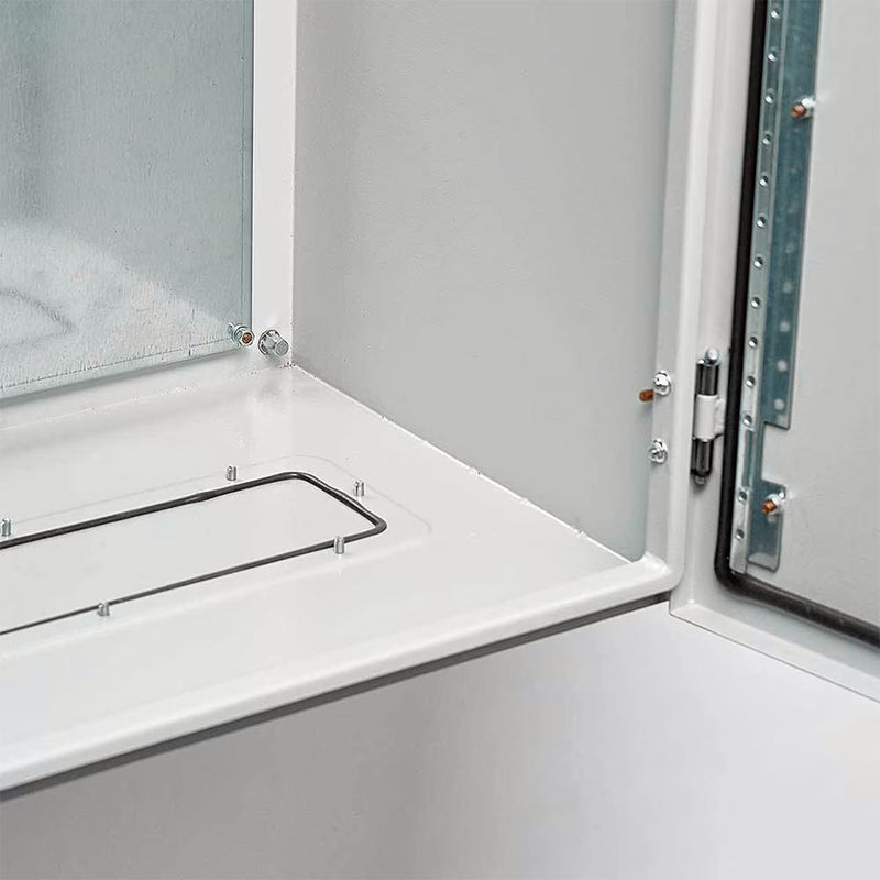 Inside_cabinet_3